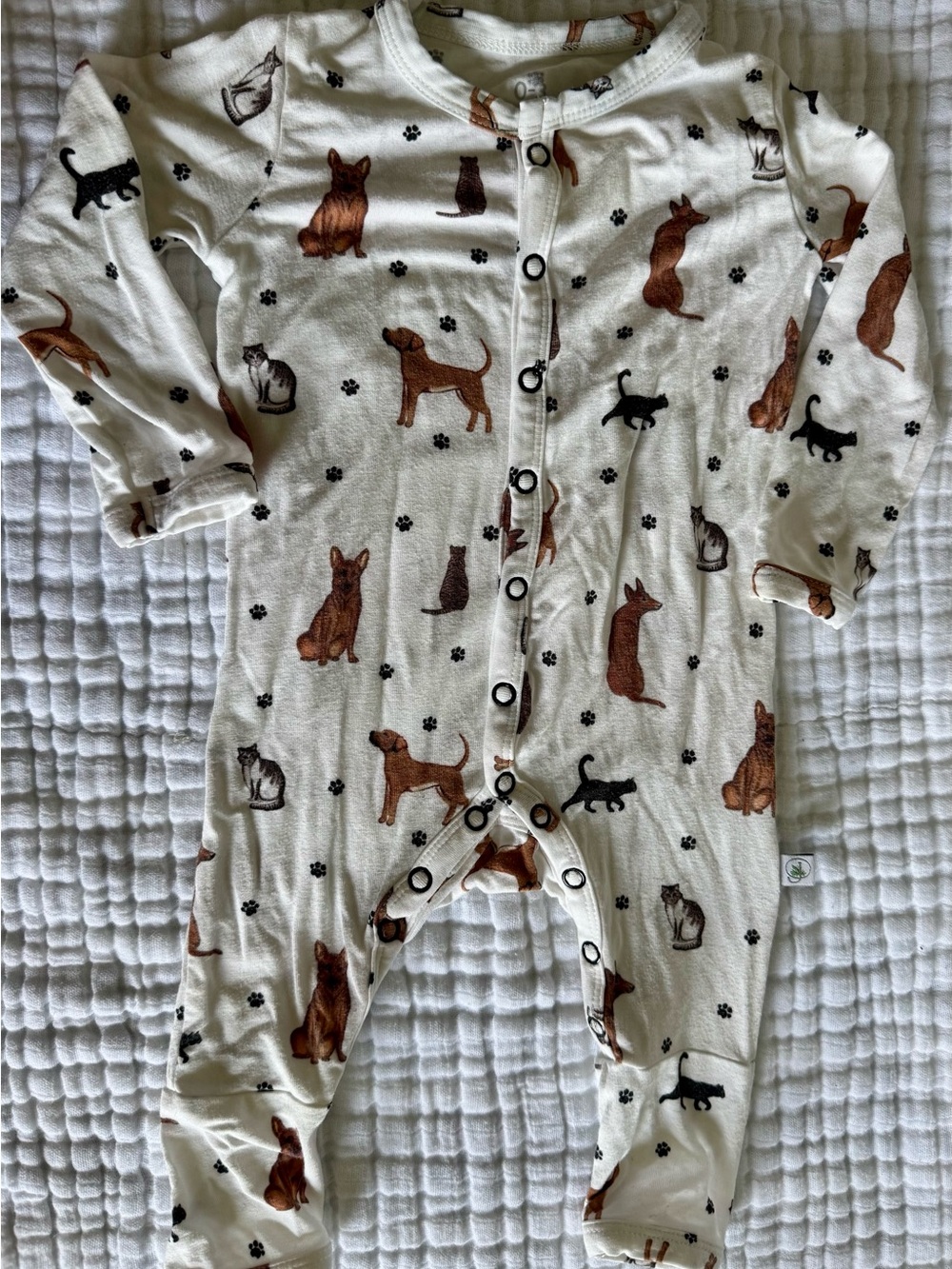 Cozy White Cats & Dogs Print Bamboo Romper for Babies